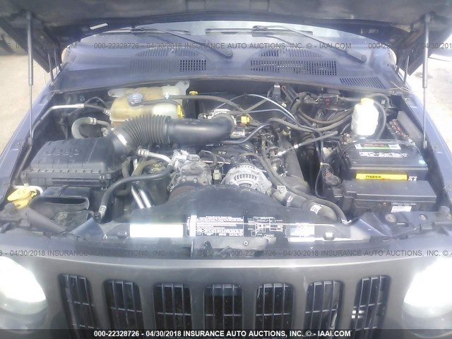 1J4GK38K95W612759 - 2005 JEEP LIBERTY RENEGADE BROWN photo 10