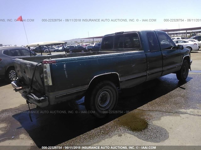 1GTGC29R4WE552213 - 1998 GMC SIERRA C2500 GREEN photo 4