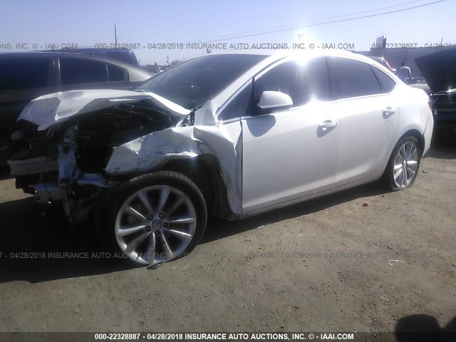 1G4PR5SK1F4167724 - 2015 BUICK VERANO CONVENIENCE WHITE photo 2