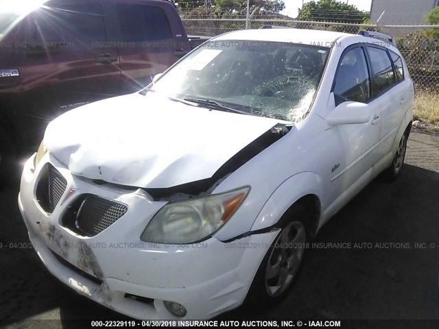 5Y2SL638X5Z454358 - 2005 PONTIAC VIBE WHITE photo 2