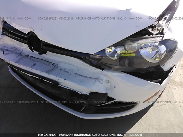 WVWAB7AJ1CW209022 - 2012 VOLKSWAGEN GOLF 白色 照片 6
