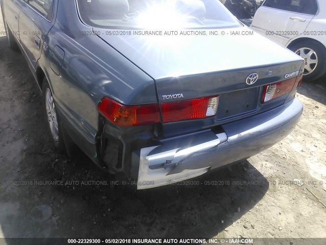 4T1BG28K51U766365 - 2001 TOYOTA CAMRY CE/LE/XLE 蓝色 照片 6