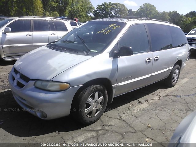 2B4GP44G2YR643070 - 2000 DODGE GRAND CARAVAN SE/SPORT SILVER photo 2