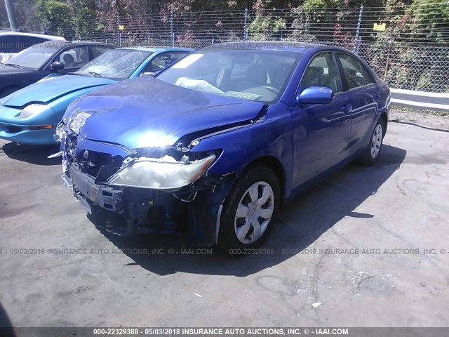 4T1BK46K87U510453 - 2007 TOYOTA CAMRY NEW GENERAT LE/XLE/SE BLUE photo 2