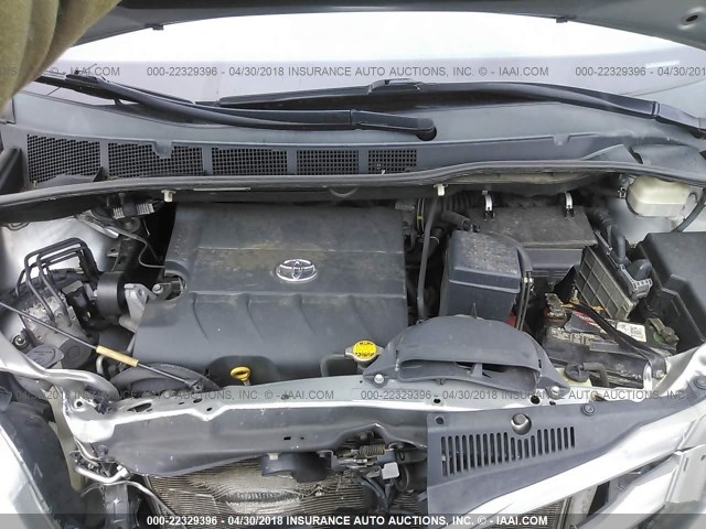 5TDYK3DC4BS154391 - 2011 TOYOTA SIENNA XLE/LIMITED SILVER photo 10