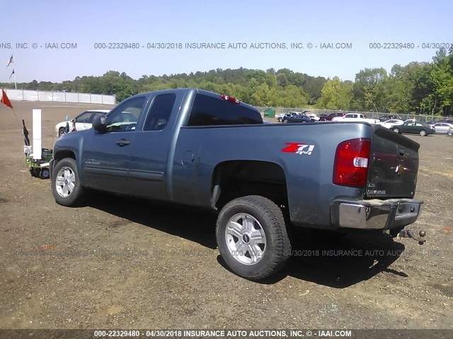 1GCRKSE39BZ100449 - 2011 CHEVROLET SILVERADO K1500 LT TEAL photo 3