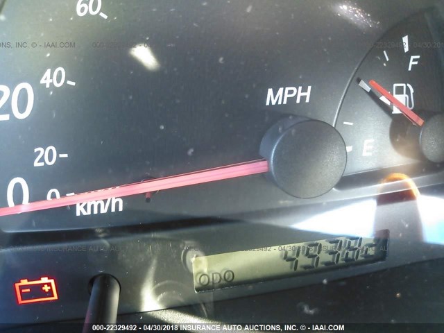 4T1BE32KX2U592394 - 2002 TOYOTA CAMRY LE/XLE/SE Күміс фото 7