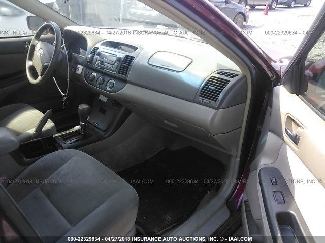 4T1BE32K15U423370 - 2005 TOYOTA CAMRY LE/XLE/SE 勃艮第红 照片 5
