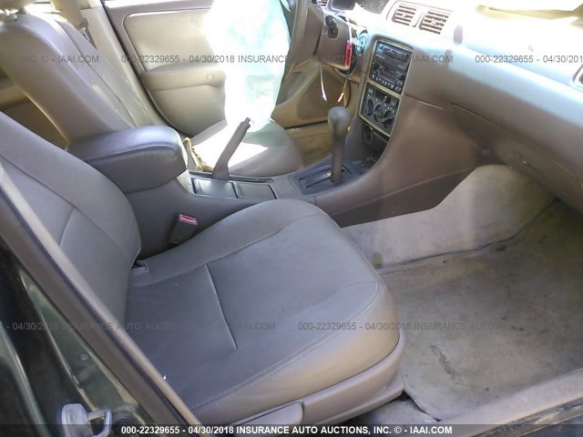 4T1BG22K3WU367387 - 1998 TOYOTA CAMRY CE/LE/XLE 绿色 照片 5