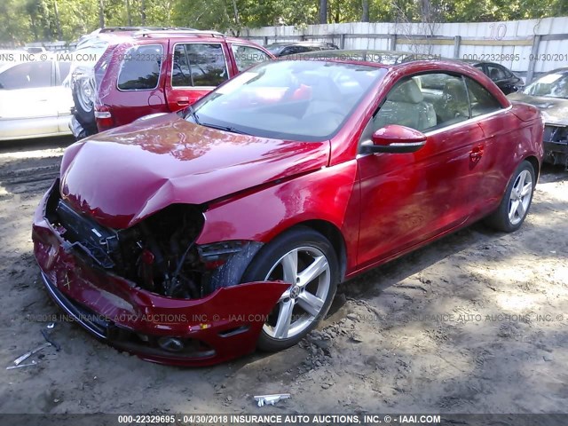 WVWFW7AH8CV003483 - 2012 VOLKSWAGEN EOS LUX/EXECUTIVE Червоний фото 2