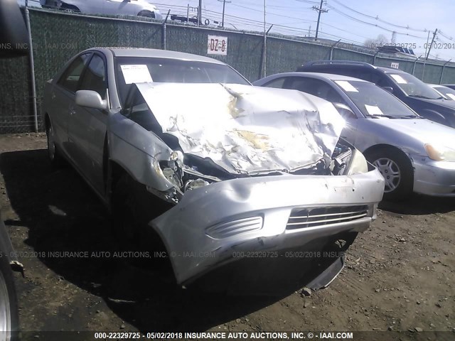 4T1BE32K36U121869 - 2006 TOYOTA CAMRY LE/XLE/SE SILVER photo 1