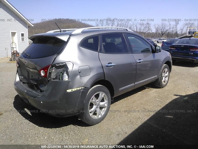 JN8AS5MT1BW562834 - 2011 NISSAN ROGUE S/SV/KROM SILVER photo 4