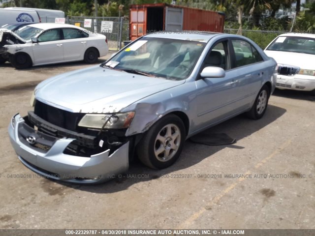 5NPEU46F06H086418 - 2006 HYUNDAI SONATA GLS/LX Light Blue photo 2