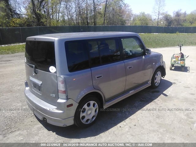 JTLKT334850215735 - 2005 TOYOTA SCION XB SILVER photo 4