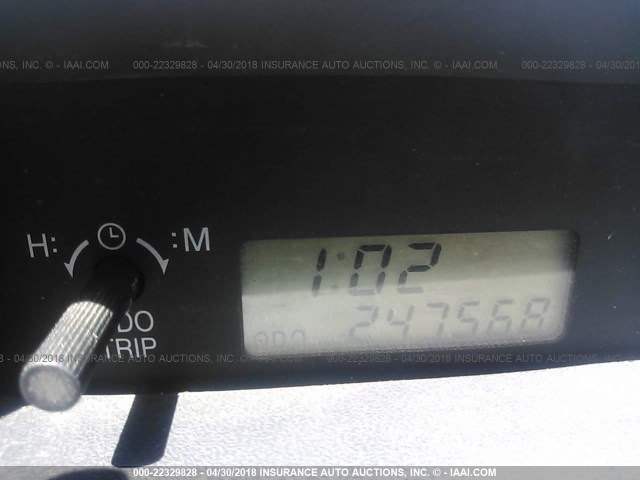 JTLKT334850215735 - 2005 TOYOTA SCION XB SILVER photo 7