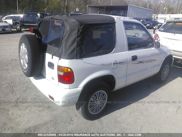 KNDJB623225134457 - 2002 KIA SPORTAGE WHITE photo 4