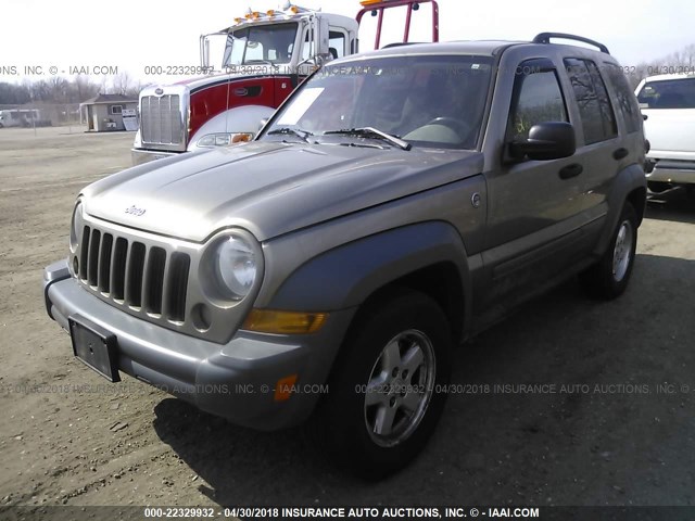 1J4GL48K05W615701 - 2005 JEEP LIBERTY SPORT TAN photo 2