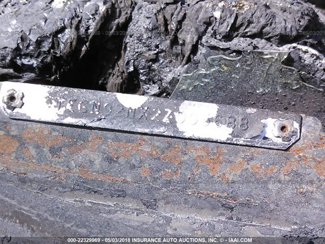 5TEGN92NX2Z005688 - 2002 TOYOTA TACOMA DOUBLE CAB PRERUNNER GOLD photo 9