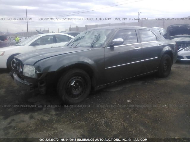 2C3CA5CVXAH206314 - 2010 CHRYSLER 300 TOURING GRAY photo 2