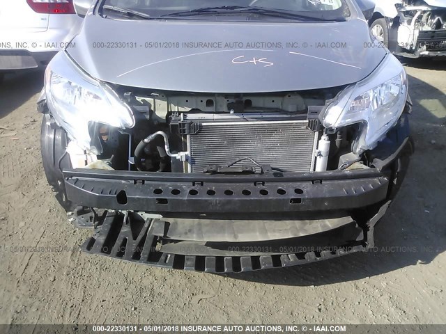 3N1CE2CP1FL429729 - 2015 NISSAN VERSA NOTE S/S PLUS/SV/SL/SR GRAY photo 6