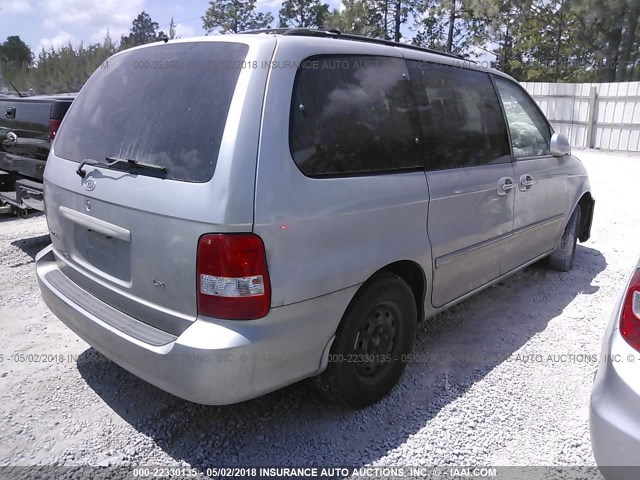 KNDUP131456659131 - 2005 KIA SEDONA EX/LX SILVER photo 4