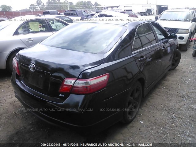 4T1BE46K69U869617 - 2009 TOYOTA CAMRY SE/LE/XLE BLACK photo 4