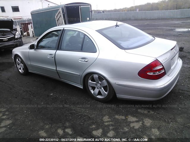 WDBUF70J04A494182 - 2004 MERCEDES-BENZ E 500 SILVER photo 3