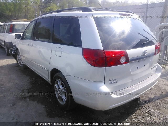 5TDBA22CX6S067994 - 2006 TOYOTA SIENNA XLE/XLE LIMITED WHITE photo 3