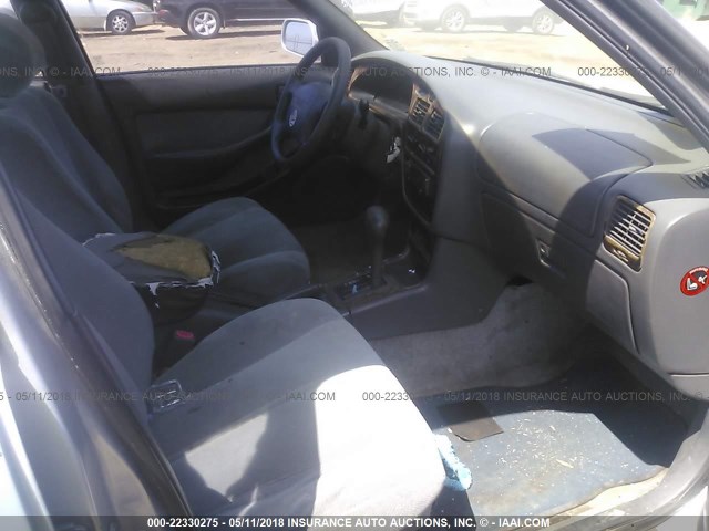 JT2BG12K9T0373589 - 1996 TOYOTA CAMRY DX/LE/XLE Light Blue photo 5