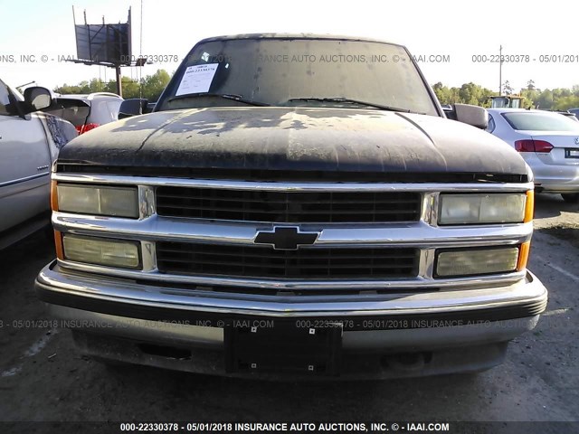 1GNEK13R8TJ363197 - 1996 CHEVROLET TAHOE K1500 BLACK photo 6