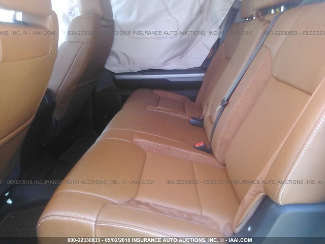 5TFAY5F15JX722230 - 2018 TOYOTA TUNDRA CREWMAX 1794/PLATINUM 灰色 照片 8