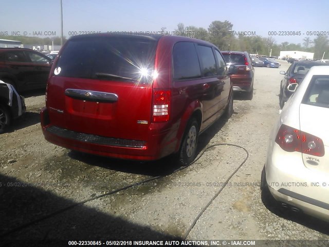 2A8HR44H98R734792 - 2008 CHRYSLER TOWN & COUNTRY LX RED photo 4