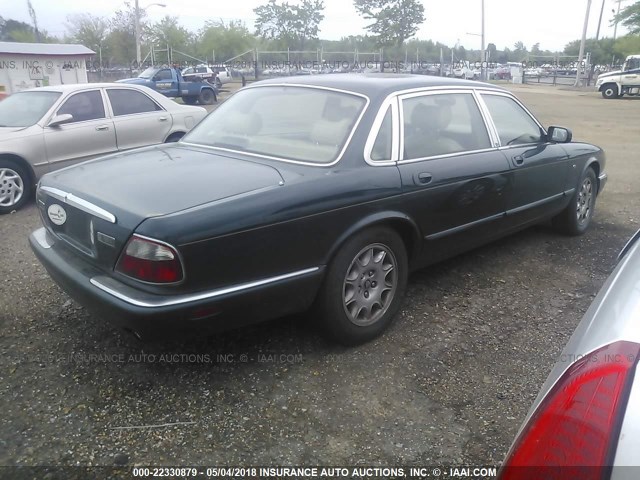 SAJHX6248WC839954 - 1998 JAGUAR XJ8 L GREEN photo 4