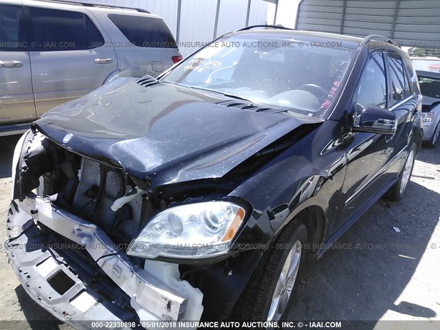 4JGBB8GB9BA725937 - 2011 MERCEDES-BENZ ML 350 4MATIC BLACK photo 2