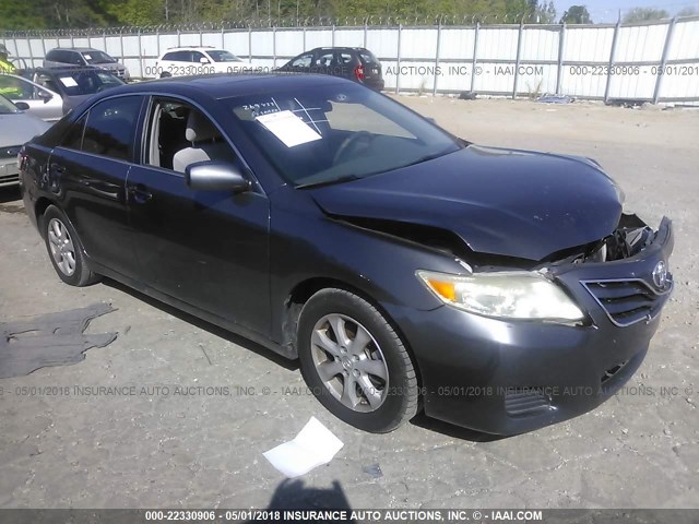 4T1BF3EK1BU132033 - 2011 TOYOTA CAMRY SE/LE/XLE 灰色 照片 1
