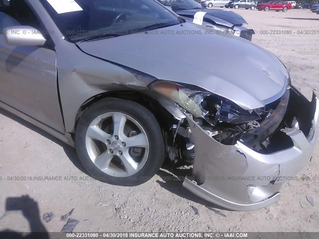 4T1CA38P64U015996 - 2004 TOYOTA CAMRY SOLARA SE/SLE Gümüş foto 6