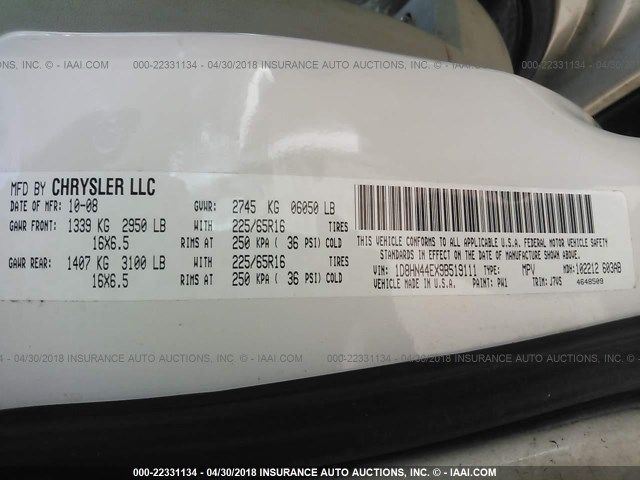 1D8HN44EX9B519111 - 2009 DODGE GRAND CARAVAN SE WHITE photo 9