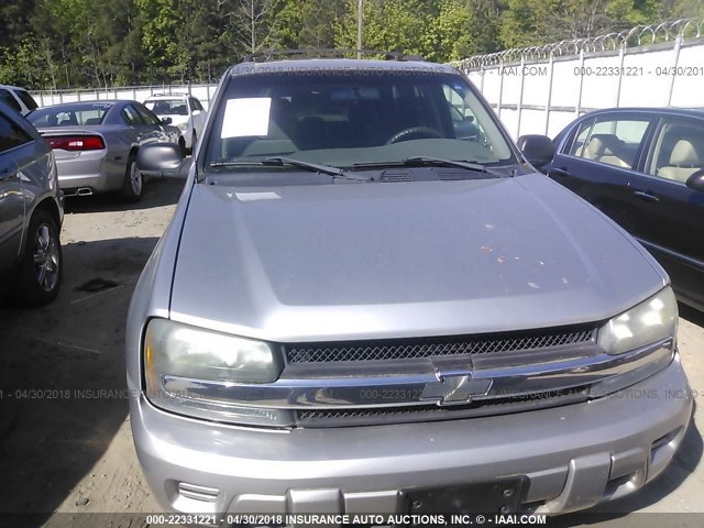 1GNDT13S642246113 - 2004 CHEVROLET TRAILBLAZER LS/LT SILVER photo 6