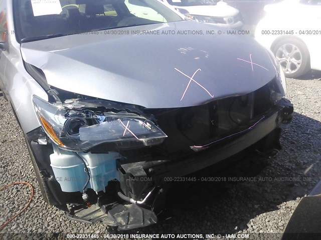 4T1BF1FK6HU338377 - 2017 TOYOTA CAMRY LE/XLE/SE/XSE GRAY photo 6