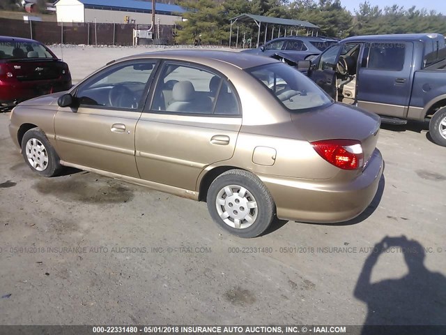 KNADC123X26157389 - 2002 KIA RIO GOLD photo 3