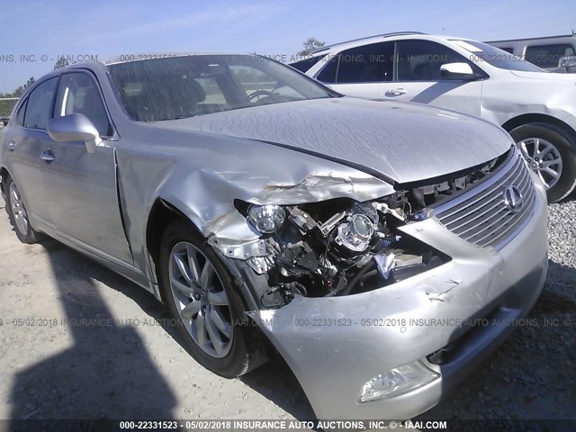 JTHGL46F475017212 - 2007 LEXUS LS 460L SILVER photo 1