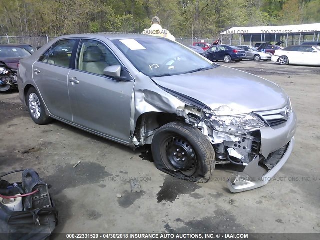4T4BF1FK2ER376710 - 2014 TOYOTA CAMRY L/SE/LE/XLE 金色 照片 1