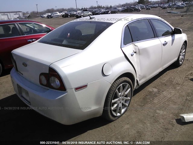 1G1ZE5E11BF177236 - 2011 CHEVROLET MALIBU LTZ 白色 照片 4