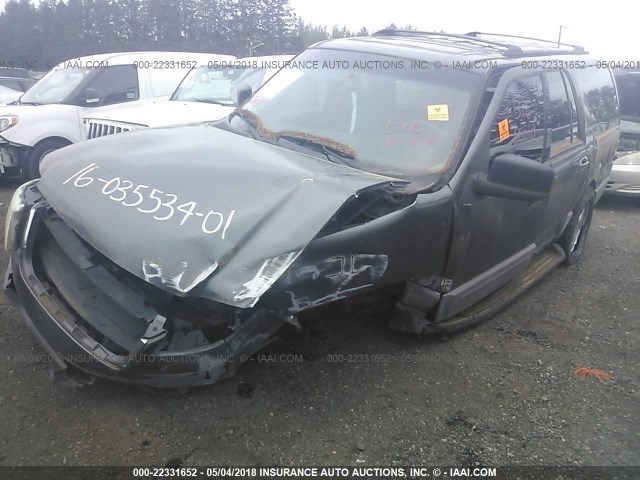 1FMRU15L93LA12473 - 2003 FORD EXPEDITION XLT ნაცრისფერი ფოტო 2