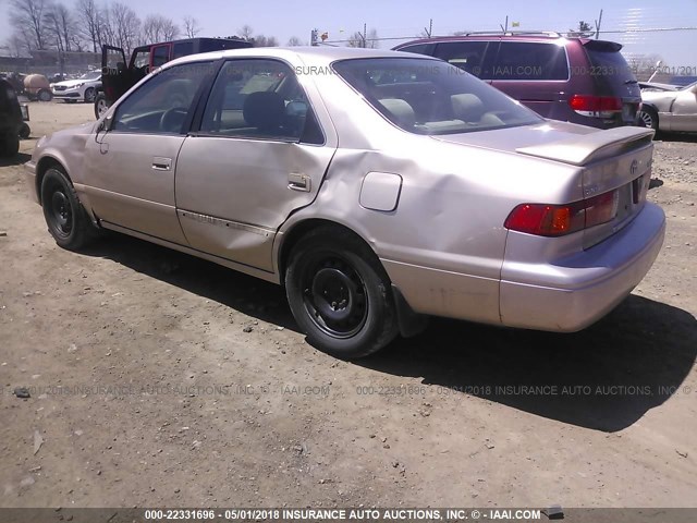 4T1BG22K11U867542 - 2001 TOYOTA CAMRY CE/LE/XLE GOLD photo 3