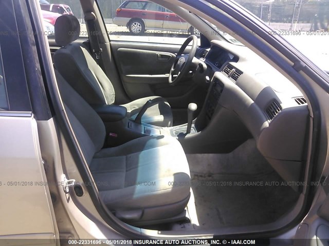 4T1BG22K11U867542 - 2001 TOYOTA CAMRY CE/LE/XLE GOLD photo 5