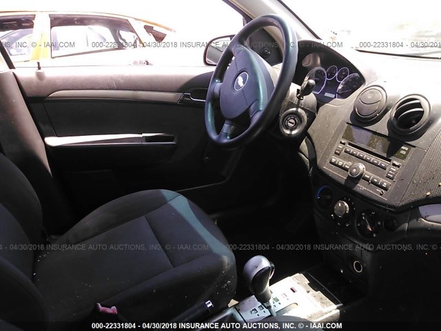 KL1TD56E29B374846 - 2009 CHEVROLET AVEO LS/LT 银色 照片 5