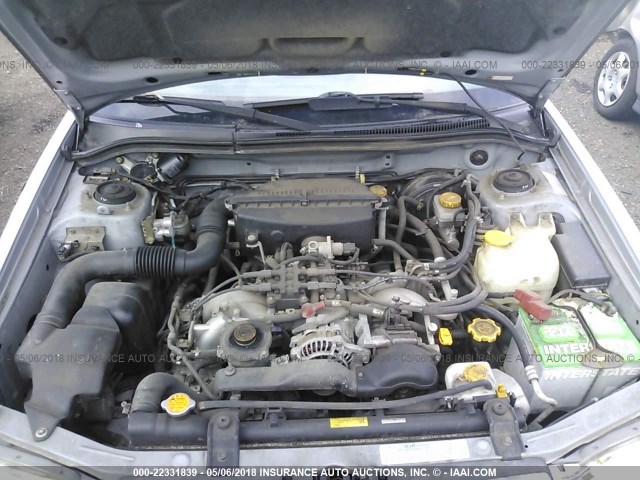 JF1SF65682G732044 - 2002 SUBARU FORESTER S 银色 照片 10