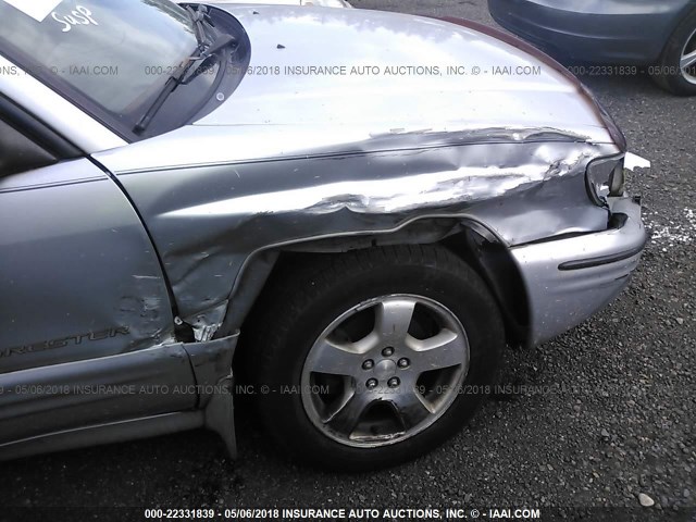 JF1SF65682G732044 - 2002 SUBARU FORESTER S 银色 照片 6