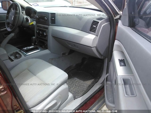 1J8GS48K87C593680 - 2007 JEEP GRAND CHEROKEE LAREDO/COLUMBIA/FREEDOM 栗色 照片 5